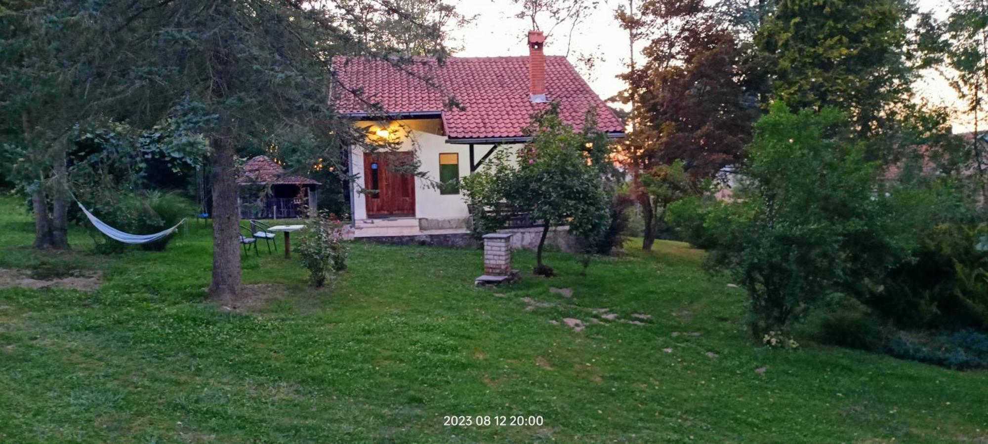 Takovo - Odmor U Selu Villa Горни Милановац Екстериор снимка